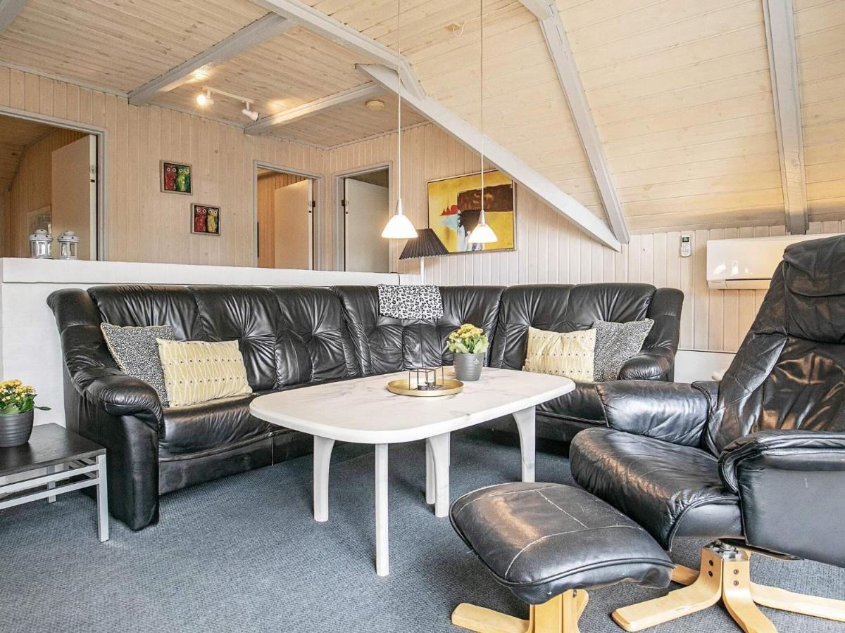 Holiday Home Blavand Cccv Exterior foto